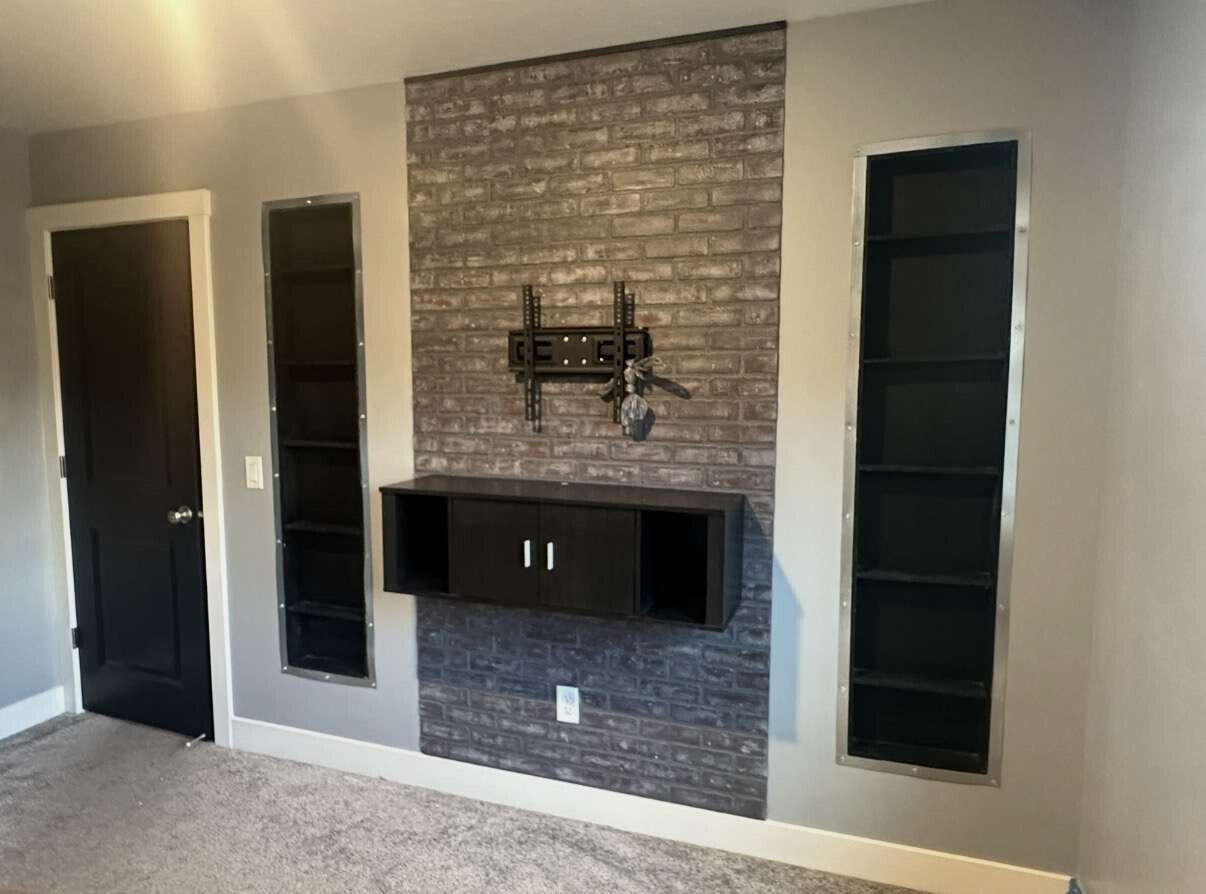 10 DIAGONAL CONDOS - Residential