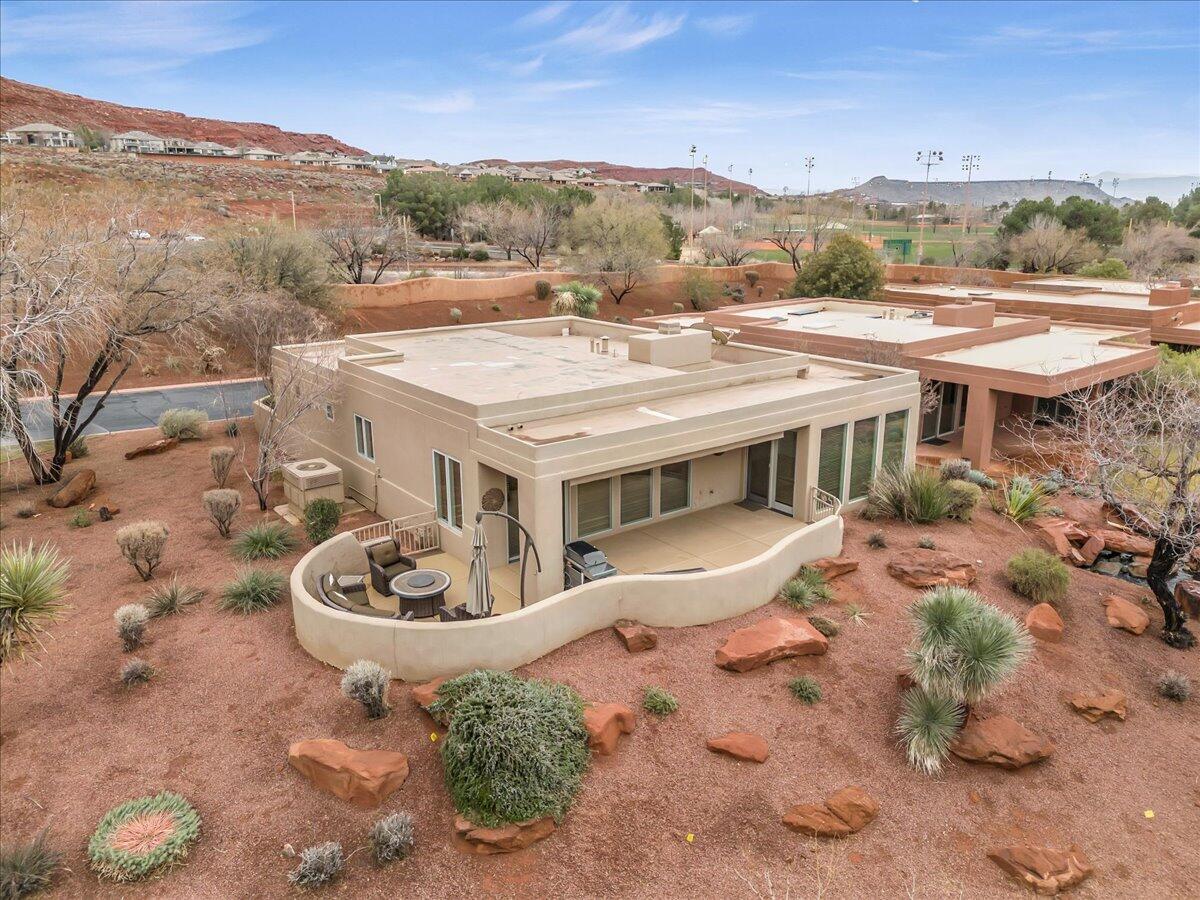 PAIUTE SPRINGS AT ENTRADA - Residential