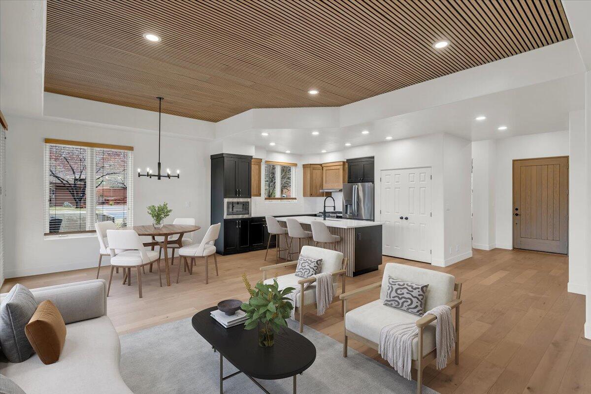 PAIUTE SPRINGS AT ENTRADA - Residential