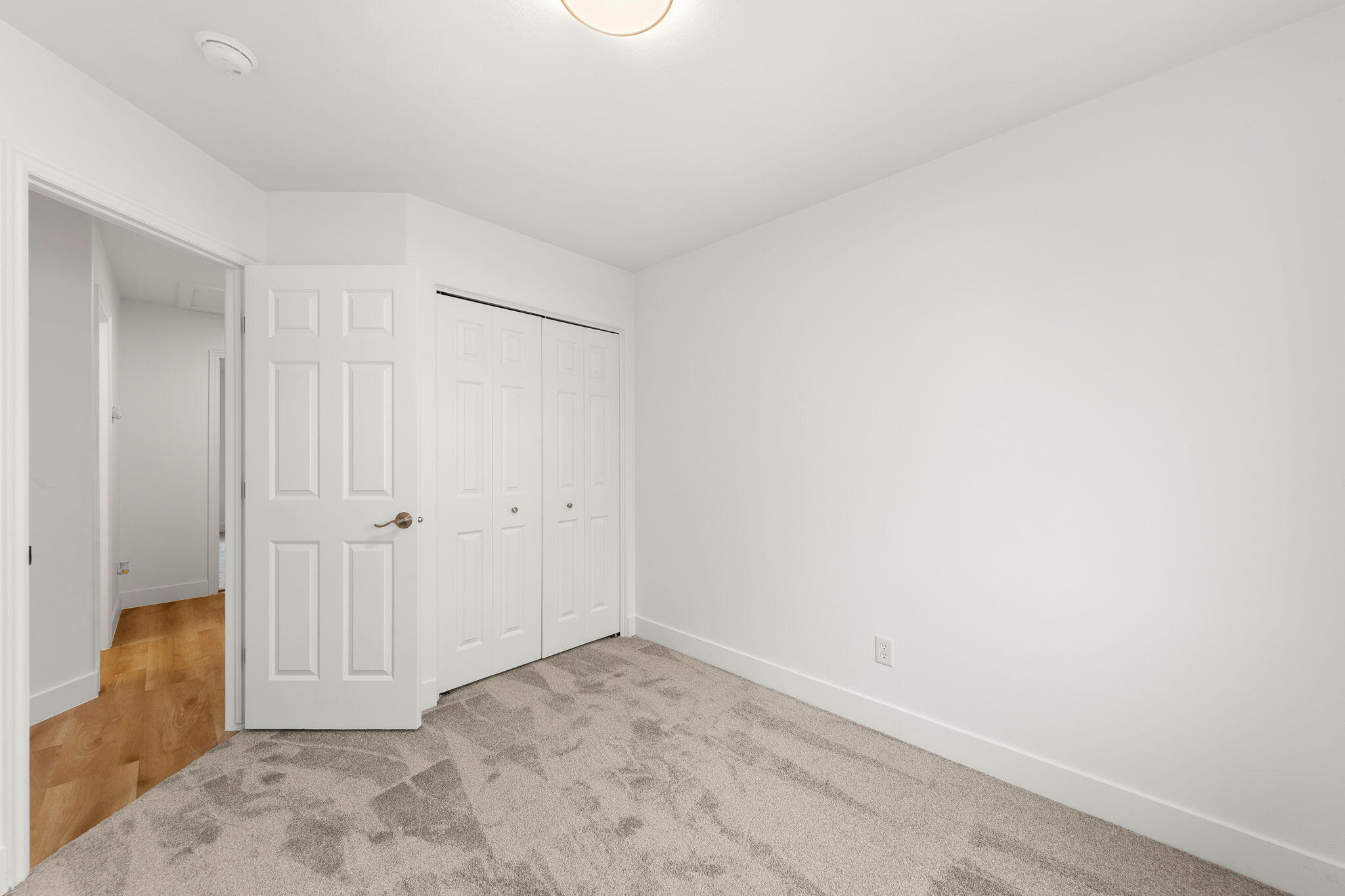 LEXINGTON HILLS TOWNHOMES - Residential