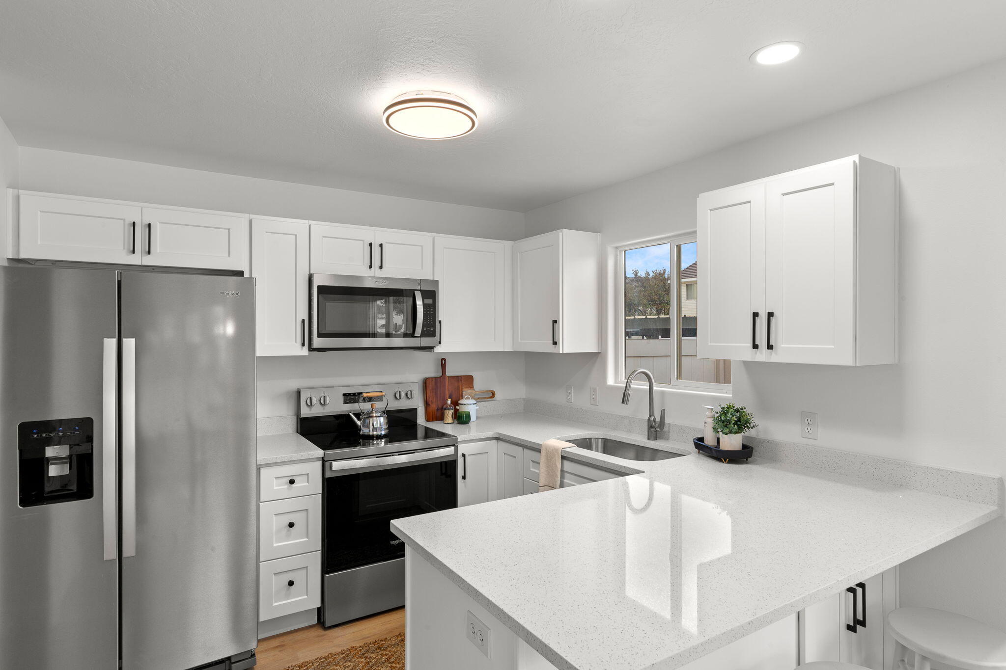 LEXINGTON HILLS TOWNHOMES - Residential