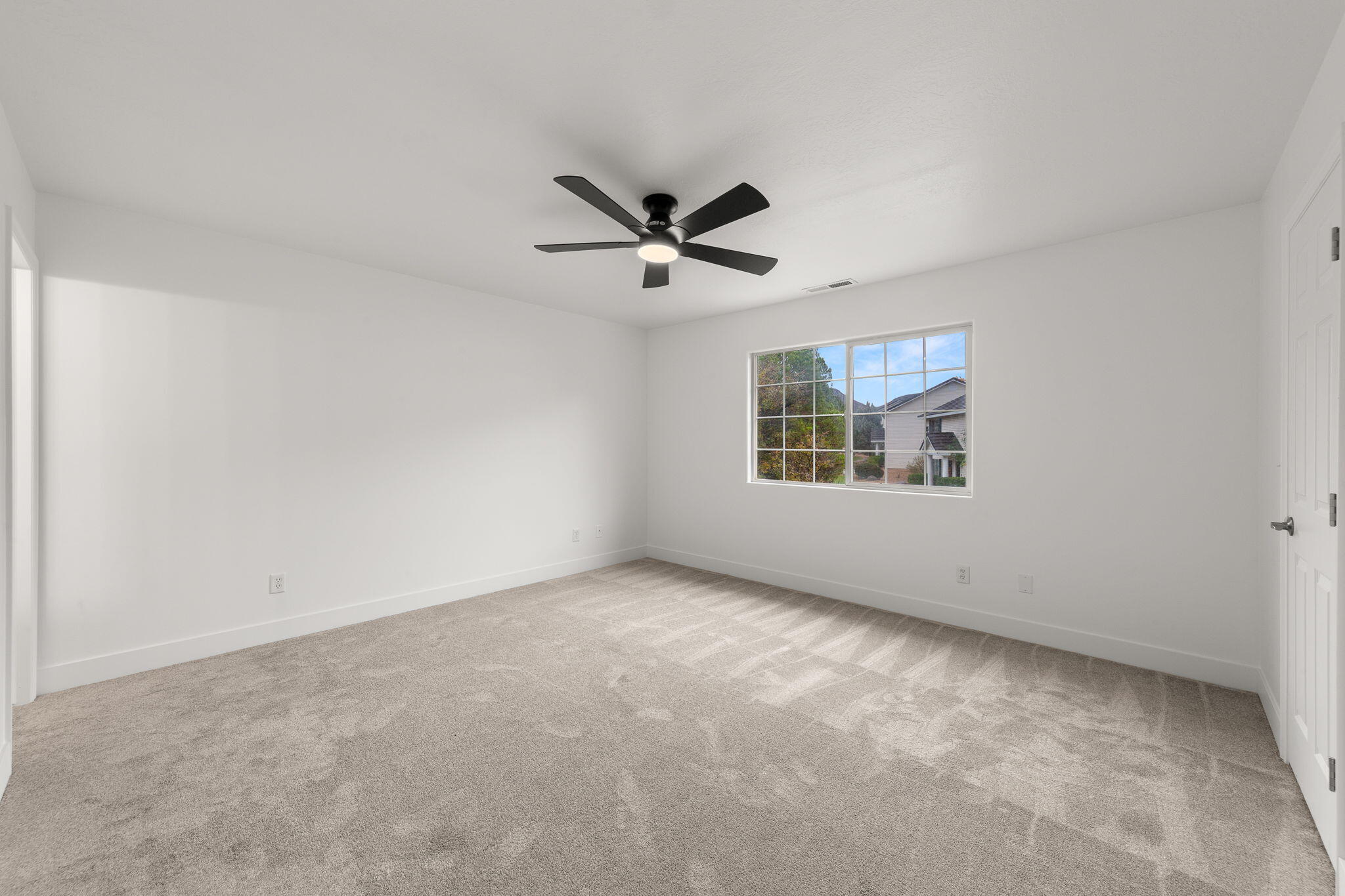 LEXINGTON HILLS TOWNHOMES - Residential