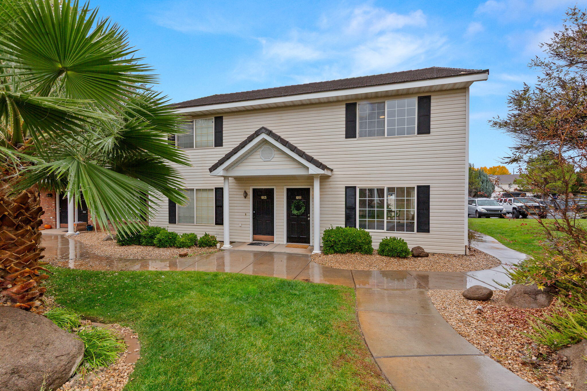 LEXINGTON HILLS TOWNHOMES - Residential