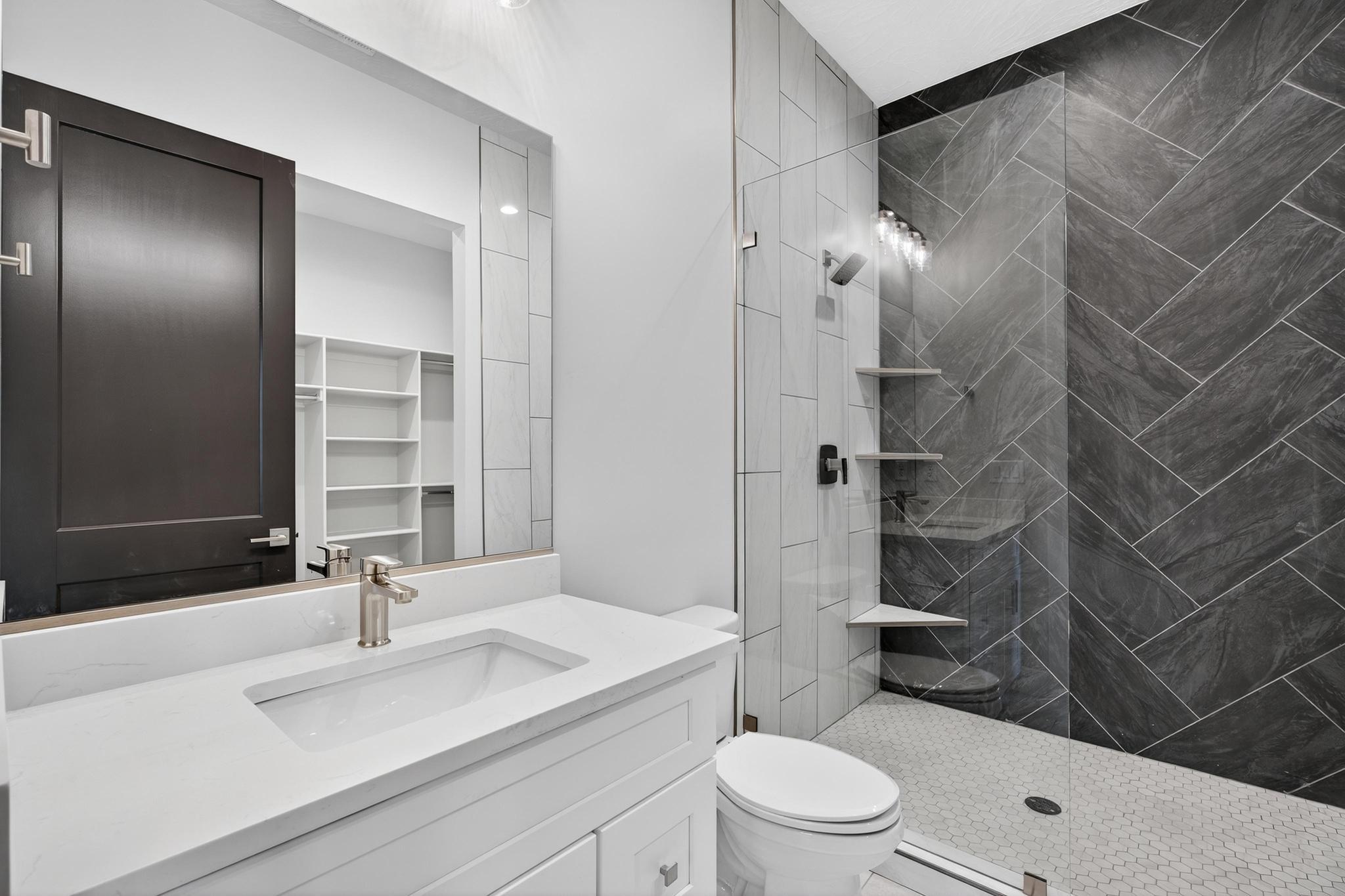 HILLSIDE ESTATES - Residential