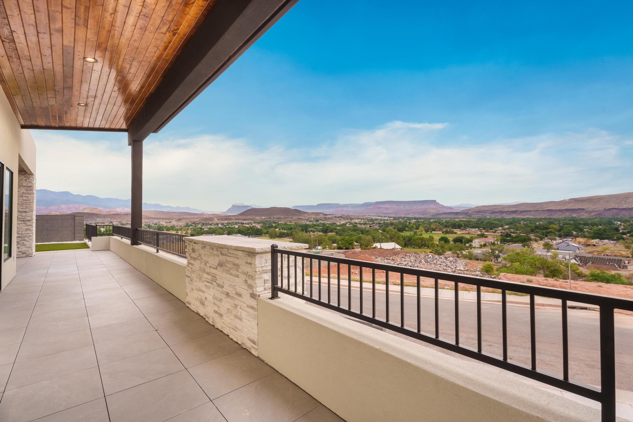 HILLSIDE ESTATES - Residential