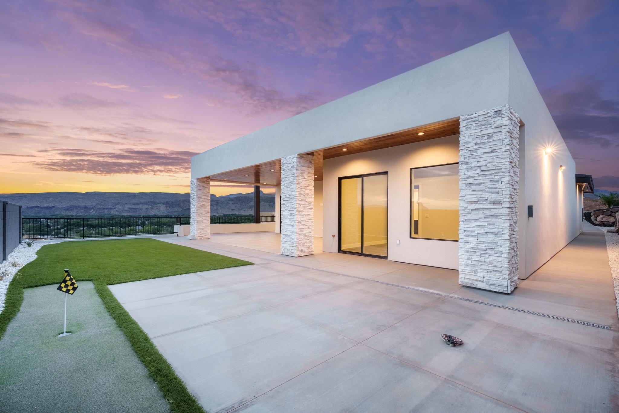 HILLSIDE ESTATES - Residential