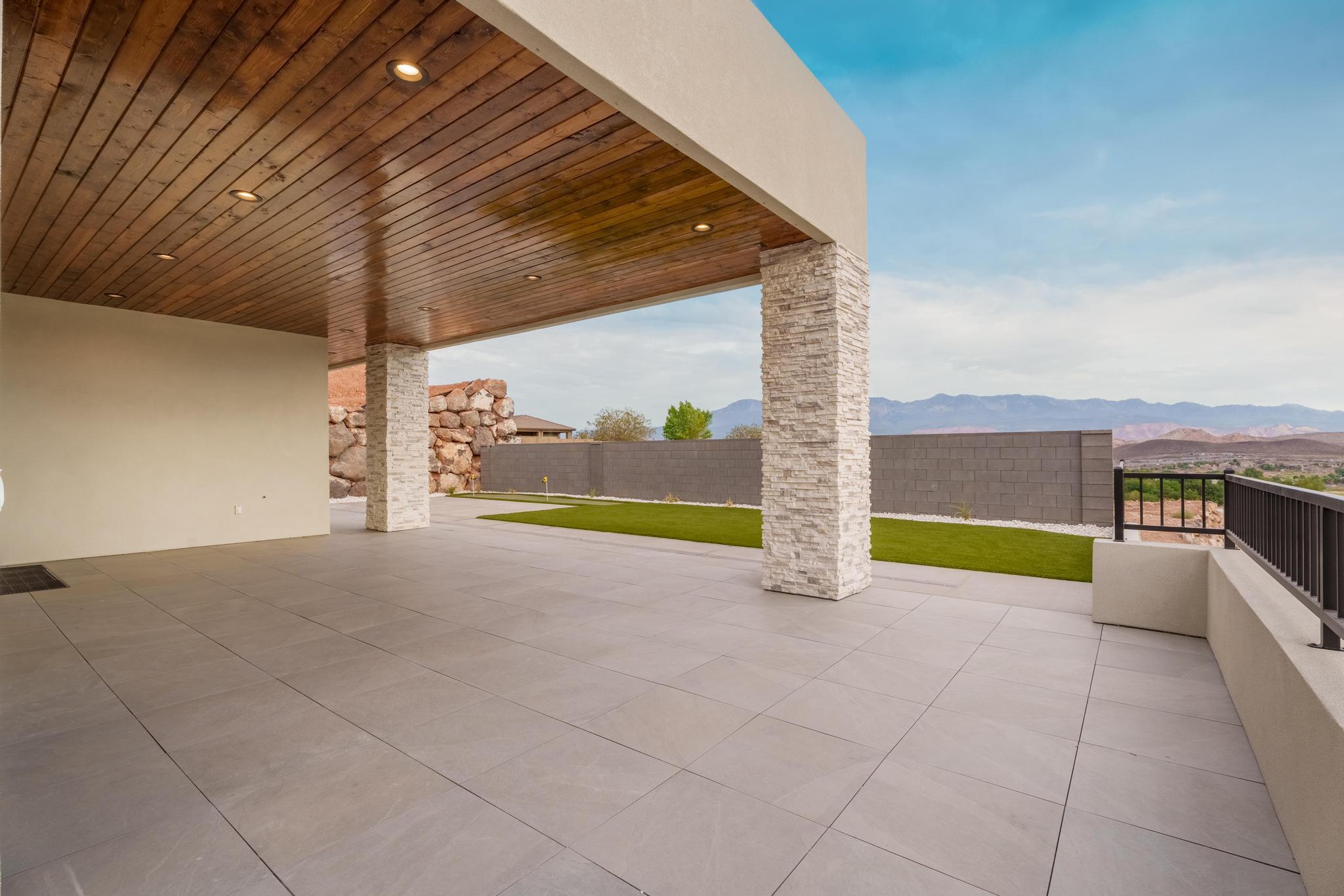 HILLSIDE ESTATES - Residential