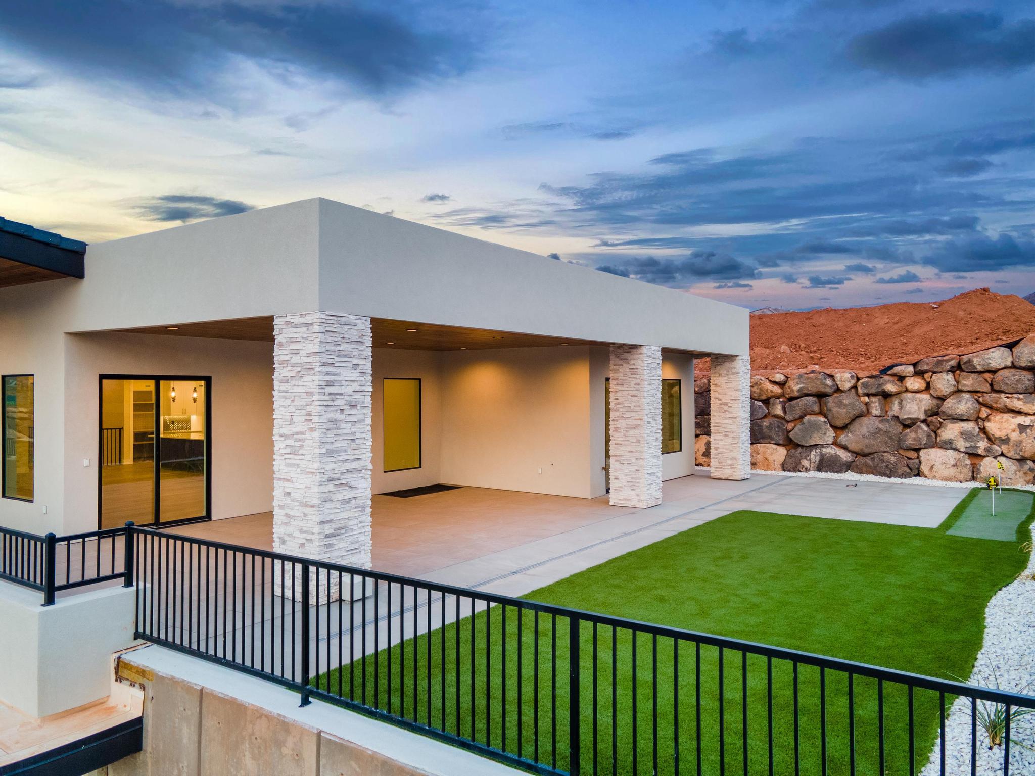 HILLSIDE ESTATES - Residential