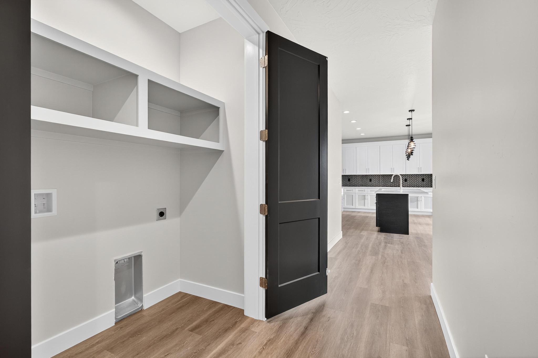 HILLSIDE ESTATES - Residential