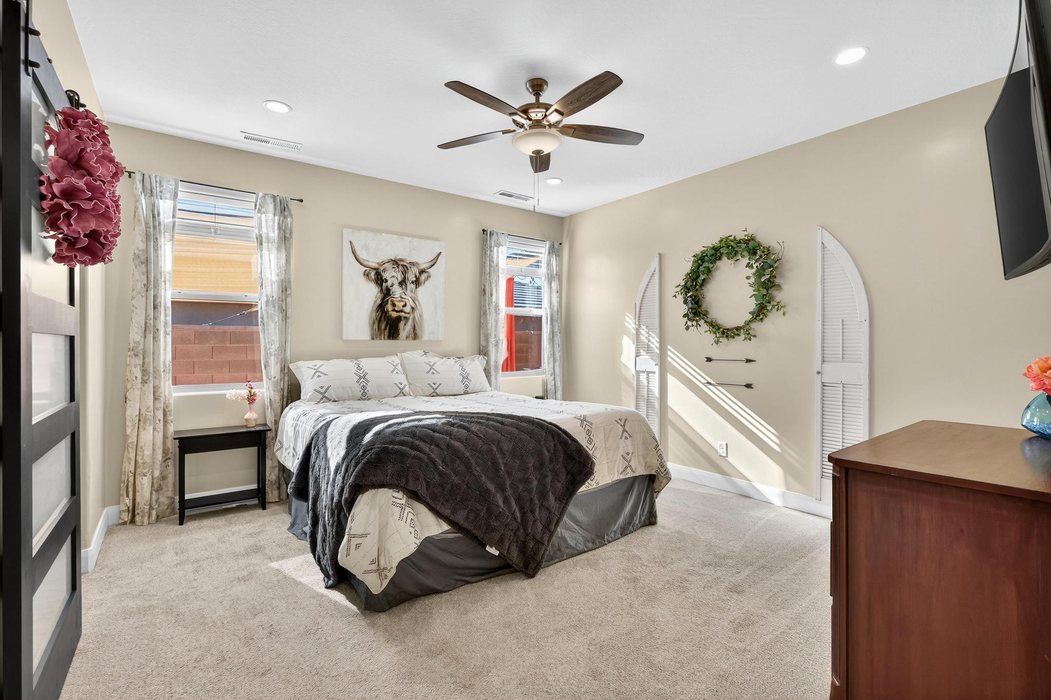 ZIONS GATE ESTATES - Residential