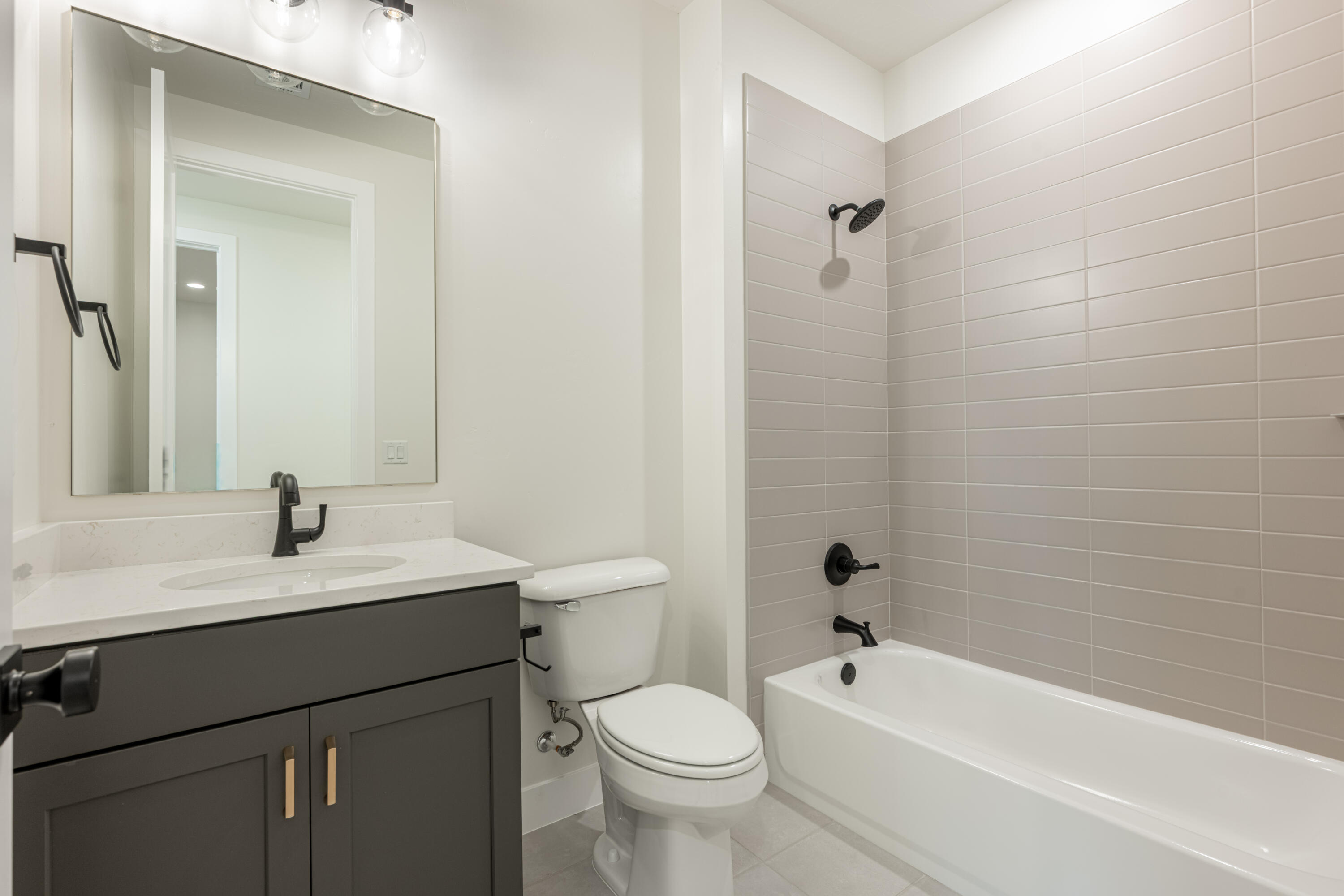 SOLIS AT CORAL CANYON - Residential