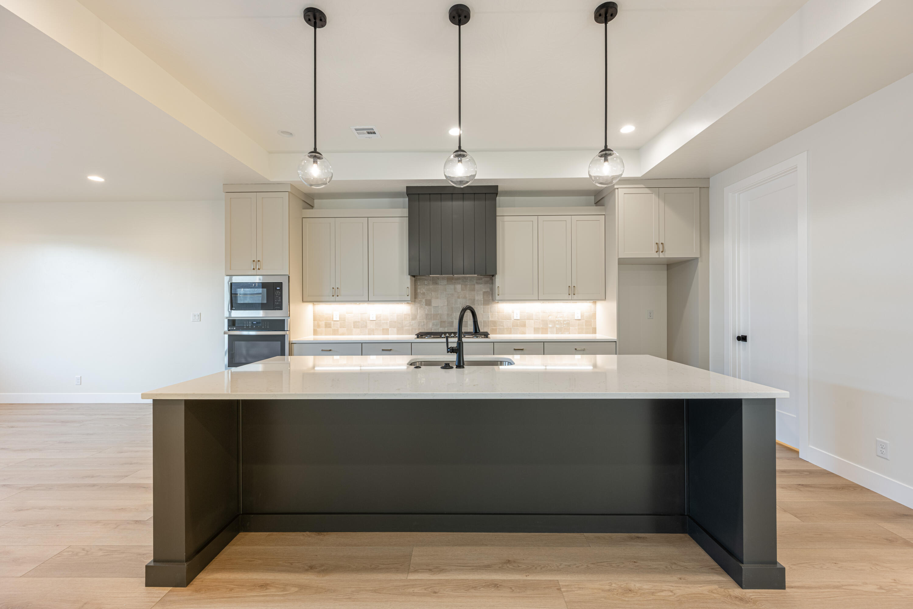 SOLIS AT CORAL CANYON - Residential