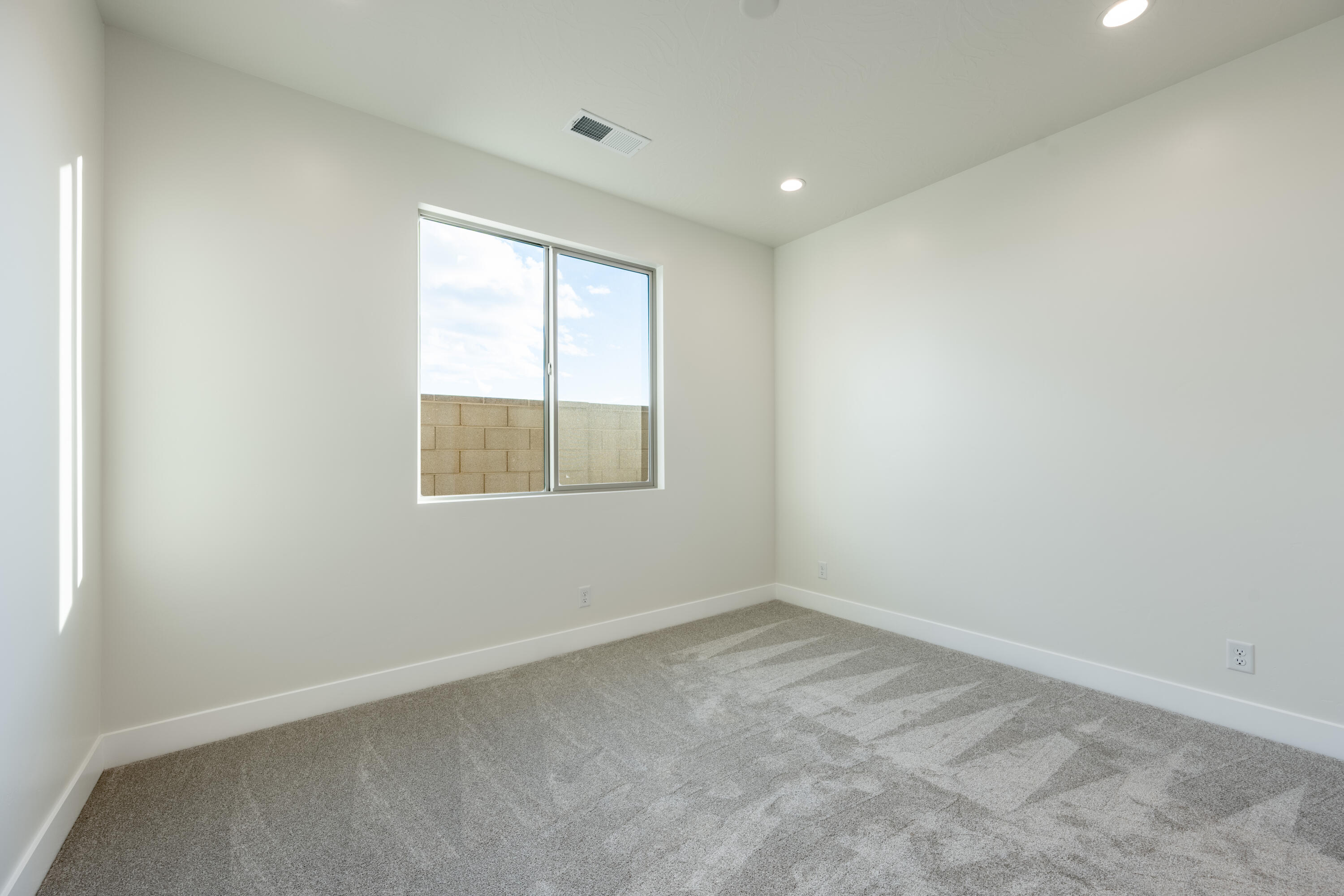 SOLIS AT CORAL CANYON - Residential