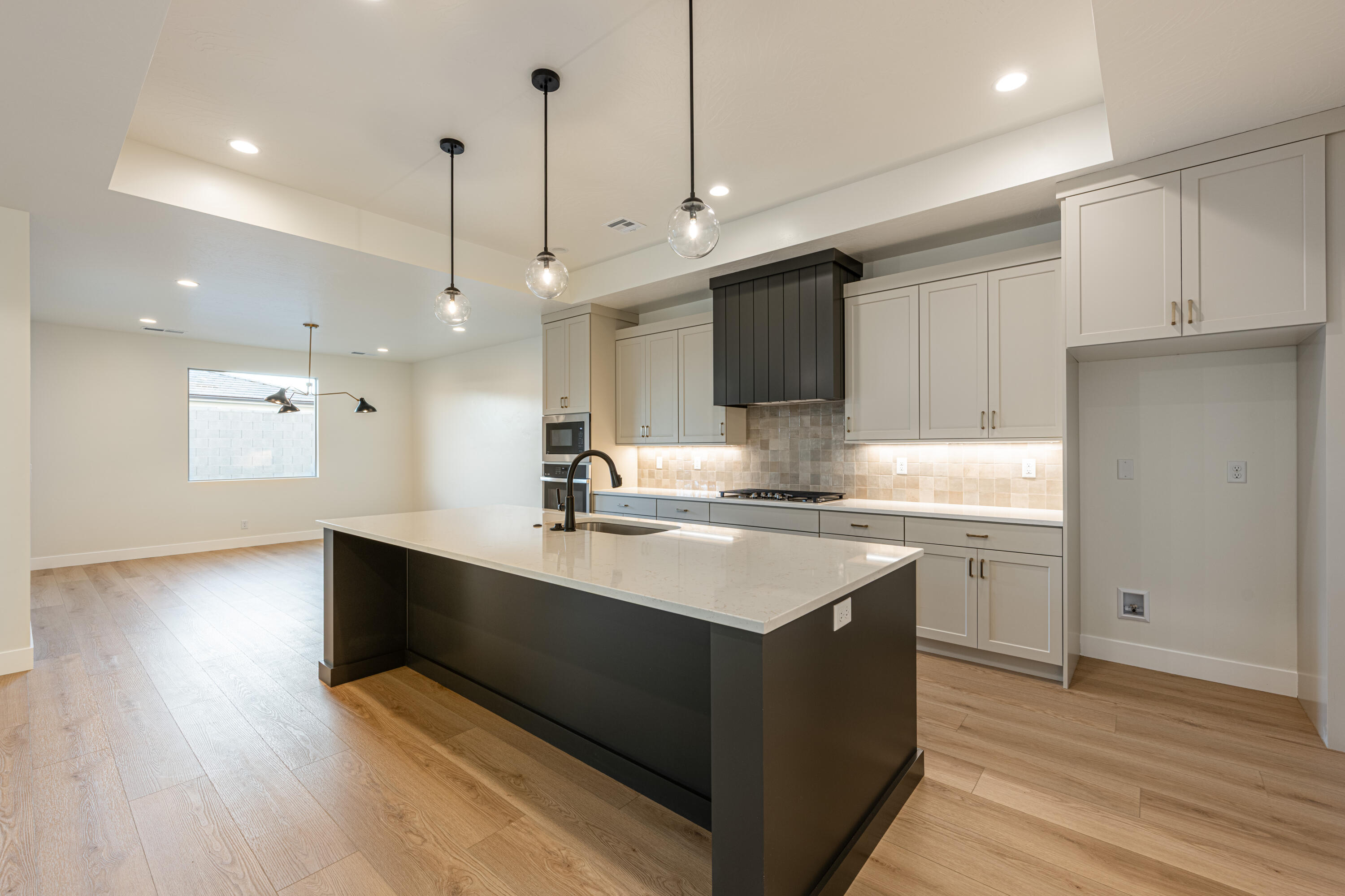 SOLIS AT CORAL CANYON - Residential