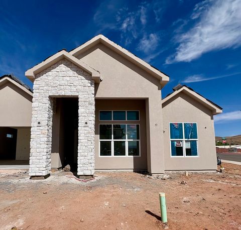 Tiny photo for 312 N 2805 W, Hurricane, UT 84737 (MLS # 26-271809)