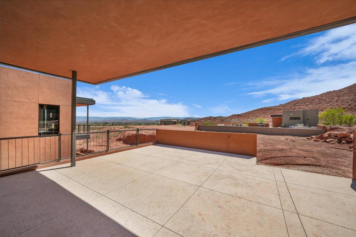 SENTIERRE PADRE CANYON - Residential