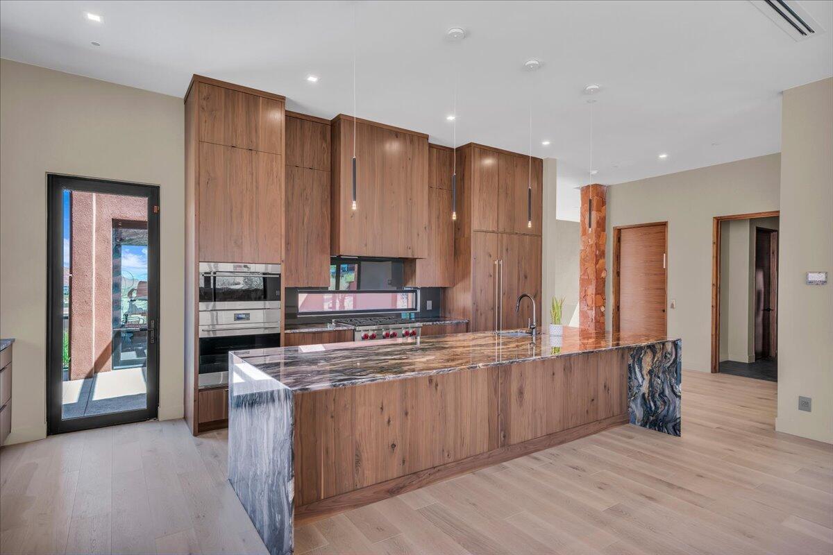 SENTIERRE PADRE CANYON - Residential