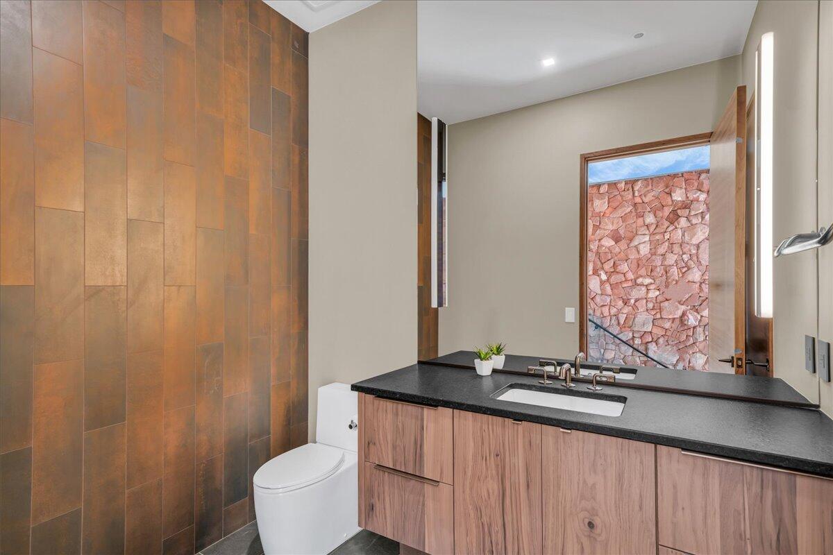 SENTIERRE PADRE CANYON - Residential