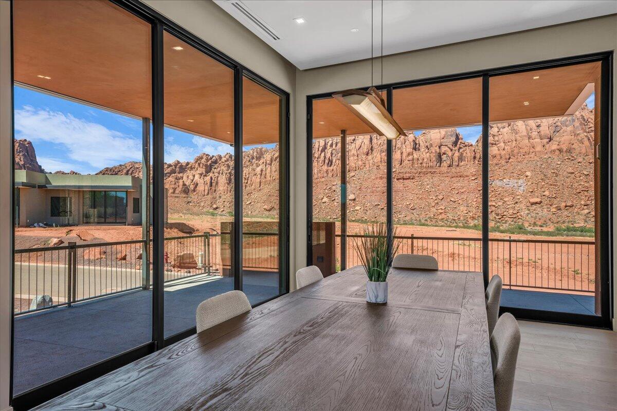 SENTIERRE PADRE CANYON - Residential