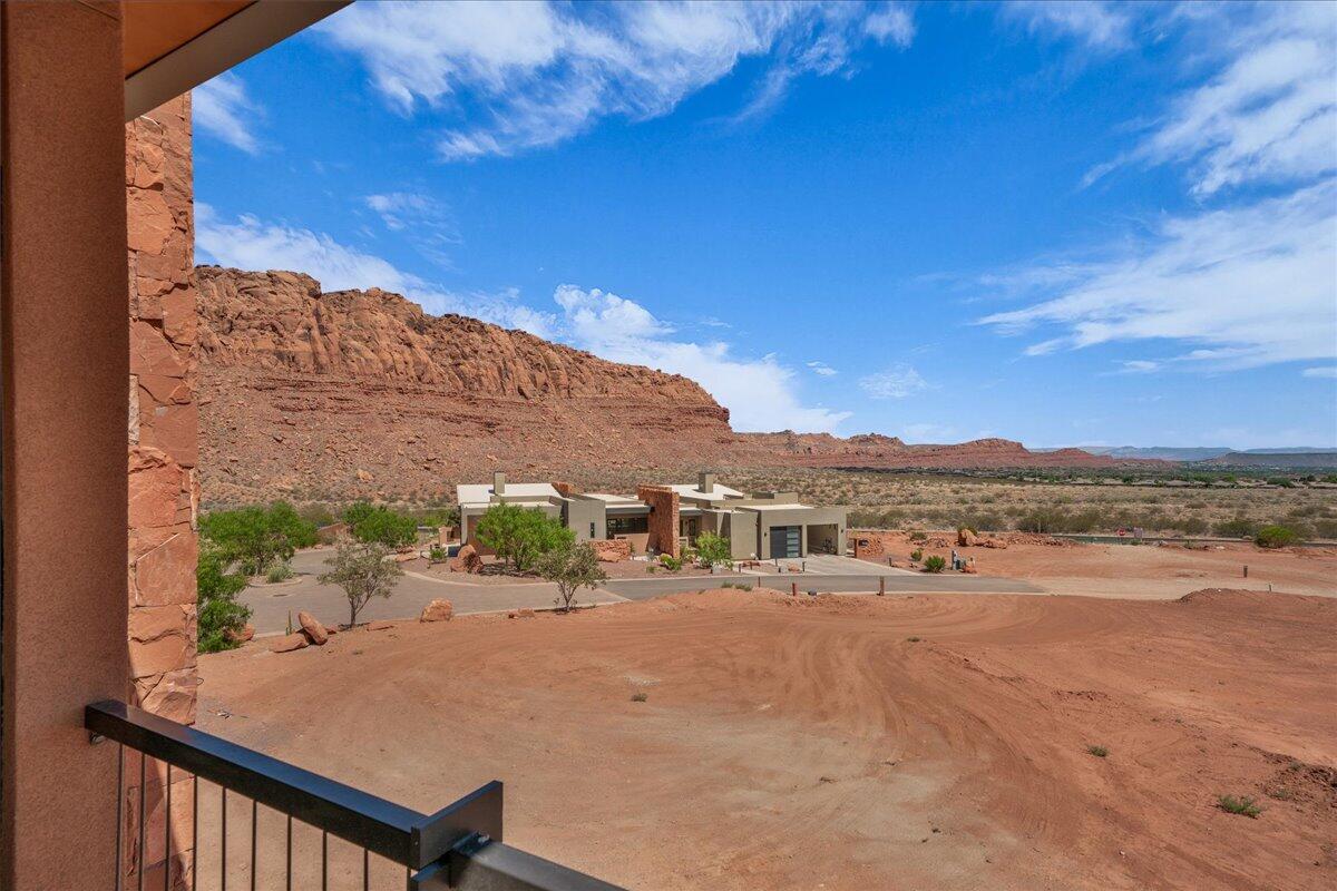 SENTIERRE PADRE CANYON - Residential