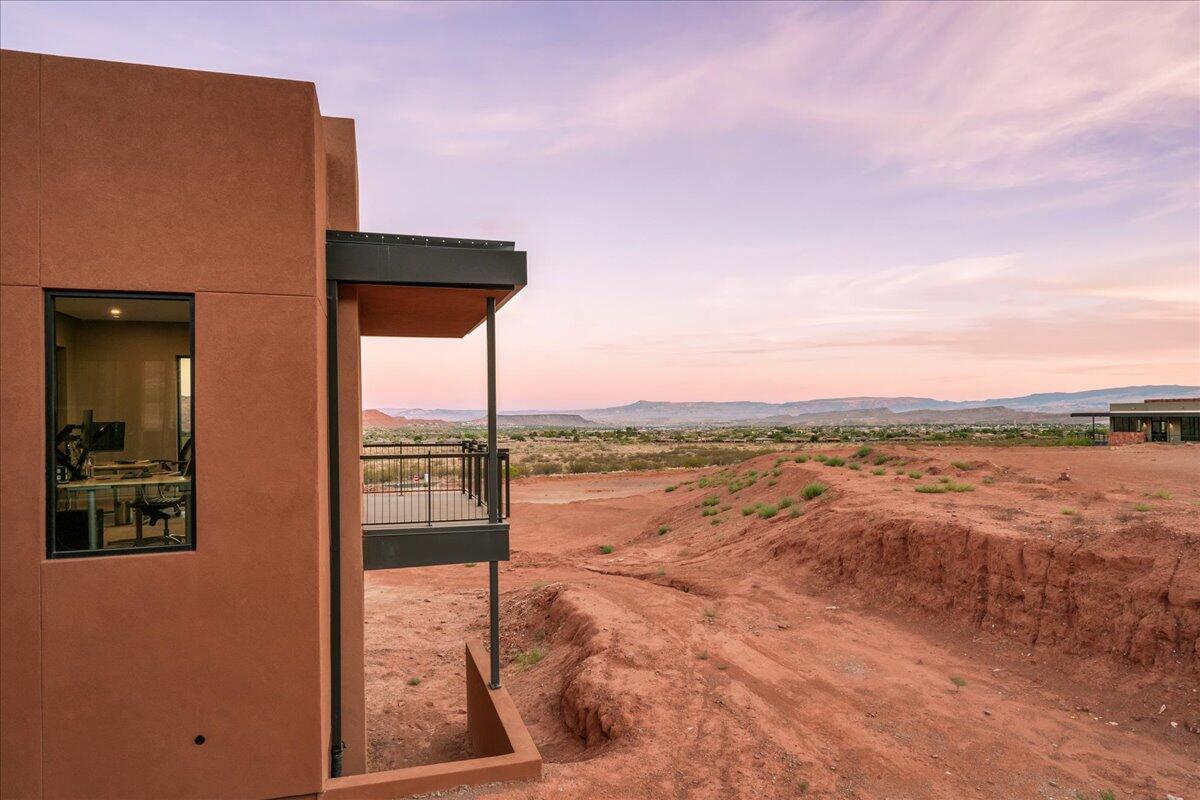 SENTIERRE PADRE CANYON - Residential