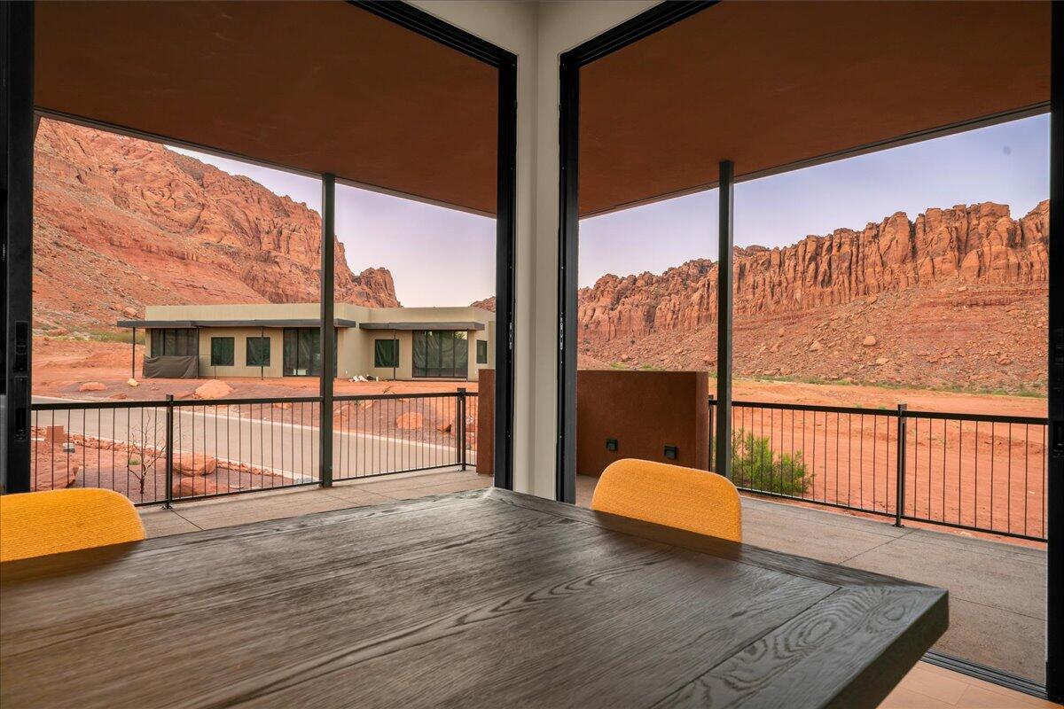 SENTIERRE PADRE CANYON - Residential