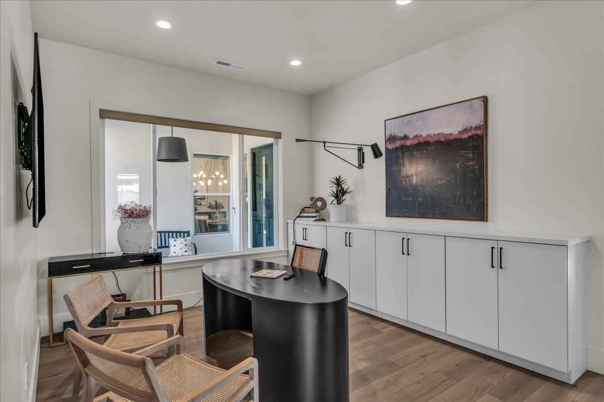 SHOOTING STAR - Residential