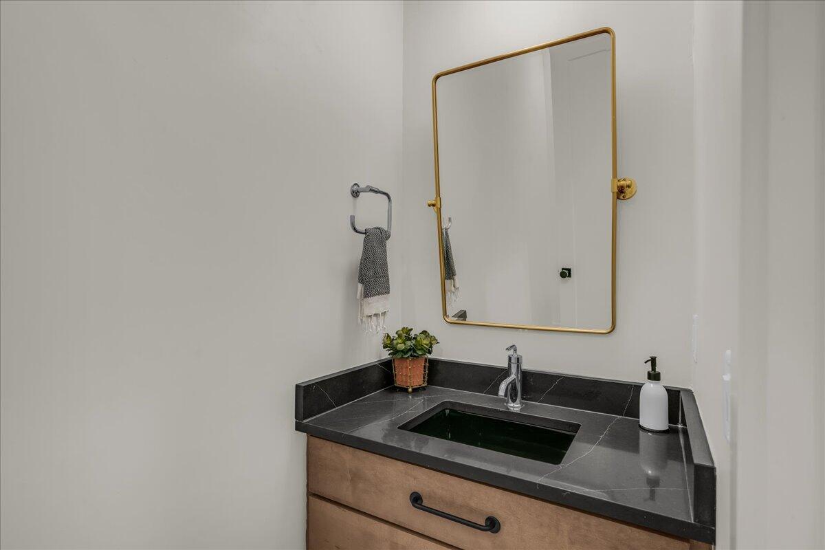 SHOOTING STAR - Residential