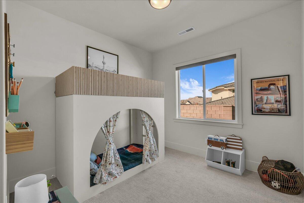 SHOOTING STAR - Residential