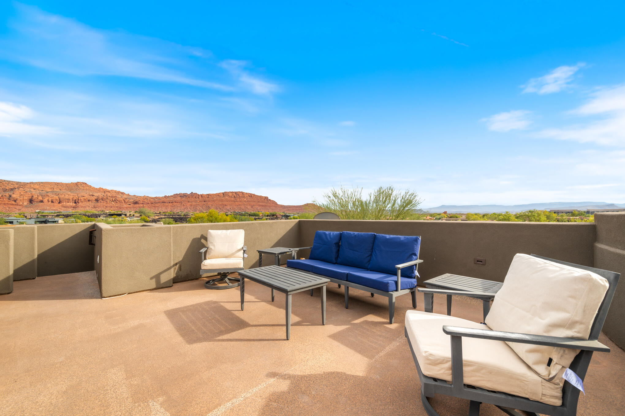 RESERVE OF ENTRADA SNOW CANYON PATIO HOMES - Residential