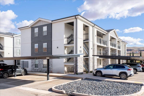 1167 E TELEGRAPH ST UNIT C201, WASHINGTON, UT 84780 - Image a7d625111fe7df6e8ff9904d6a0bd8fa/1431622748