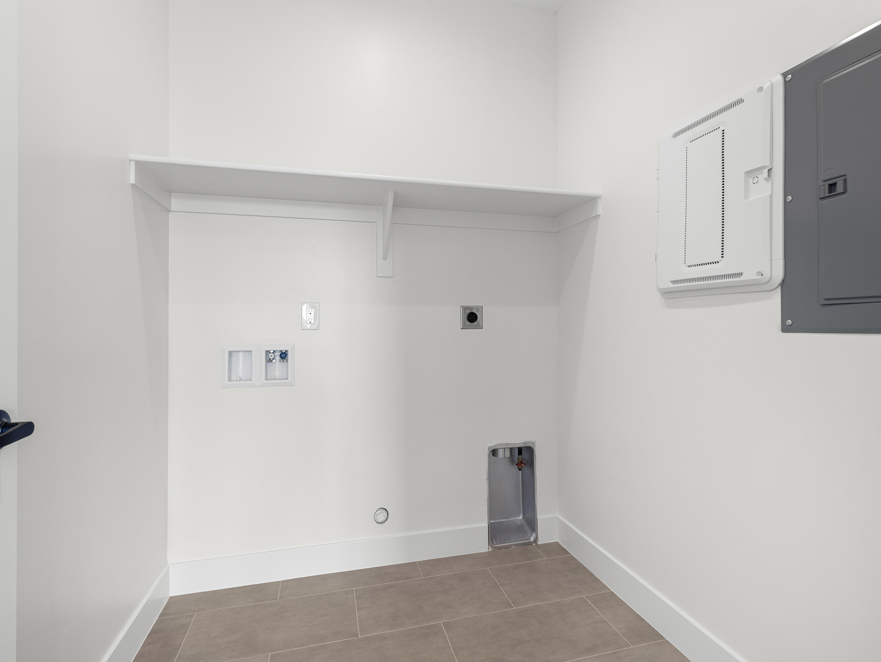 HURRICANE VIEWS - Residential Income