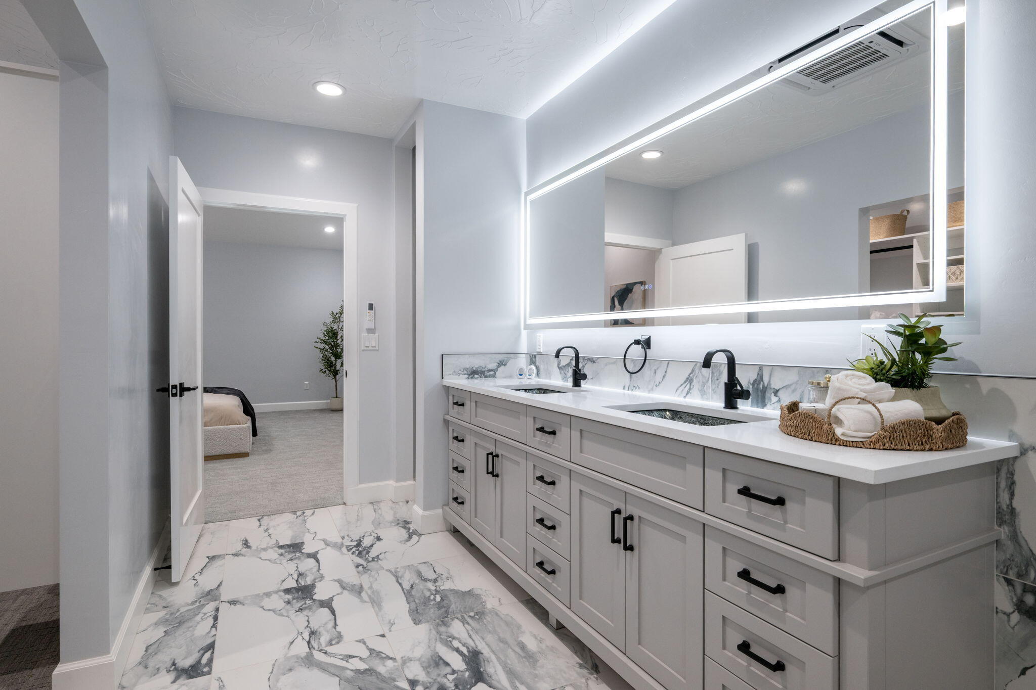 TOQUERVILLE TOWNSITE - Residential