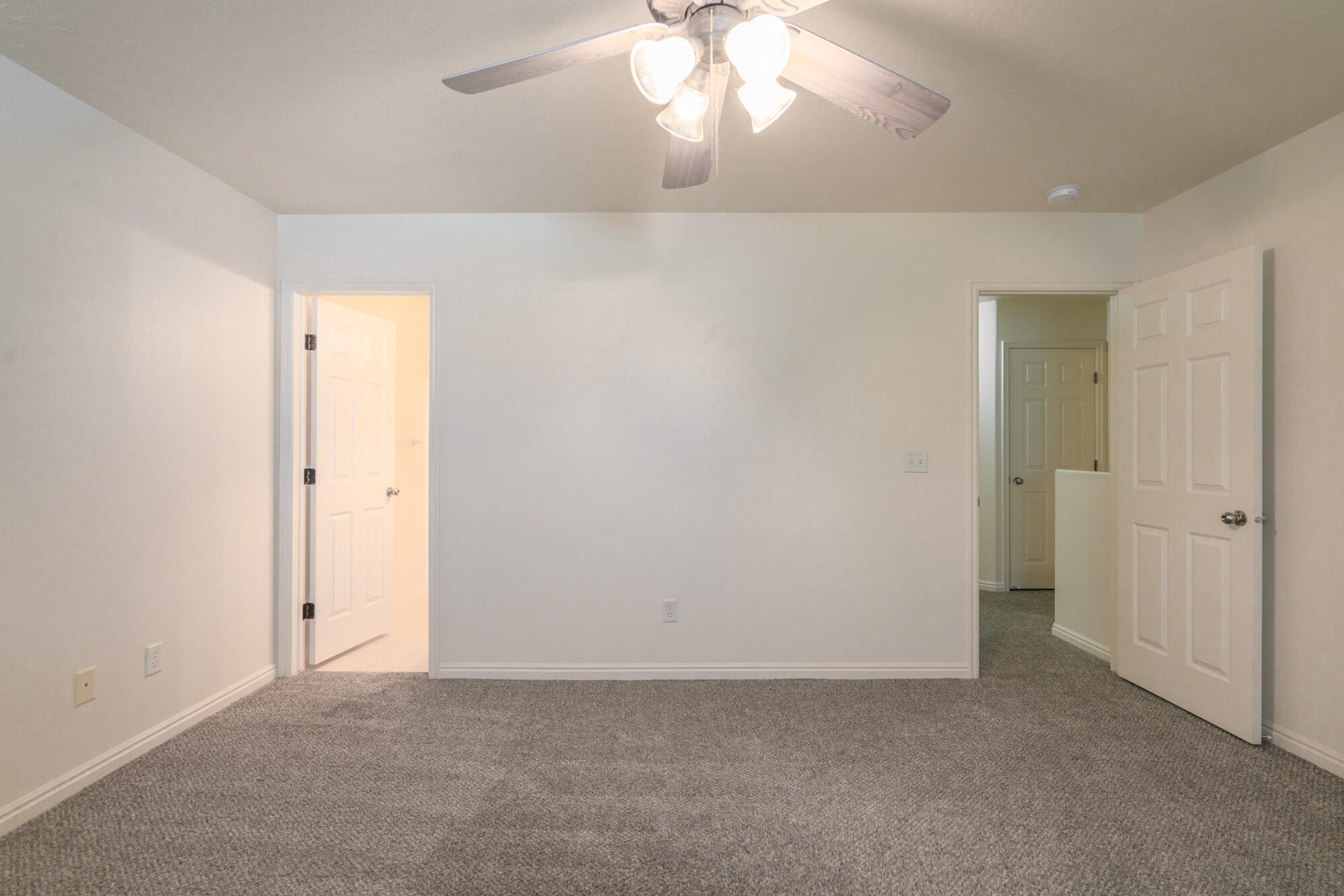 LEXINGTON HILLS TOWNHOMES - Residential