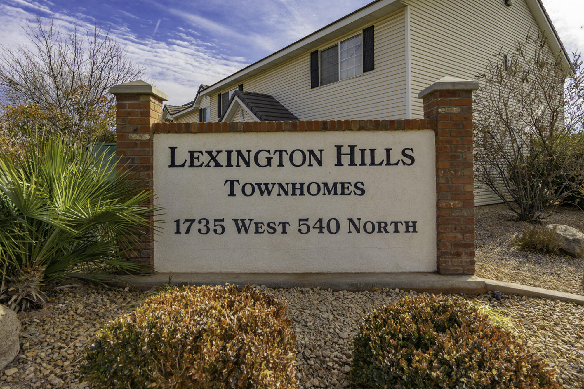 LEXINGTON HILLS TOWNHOMES - Residential