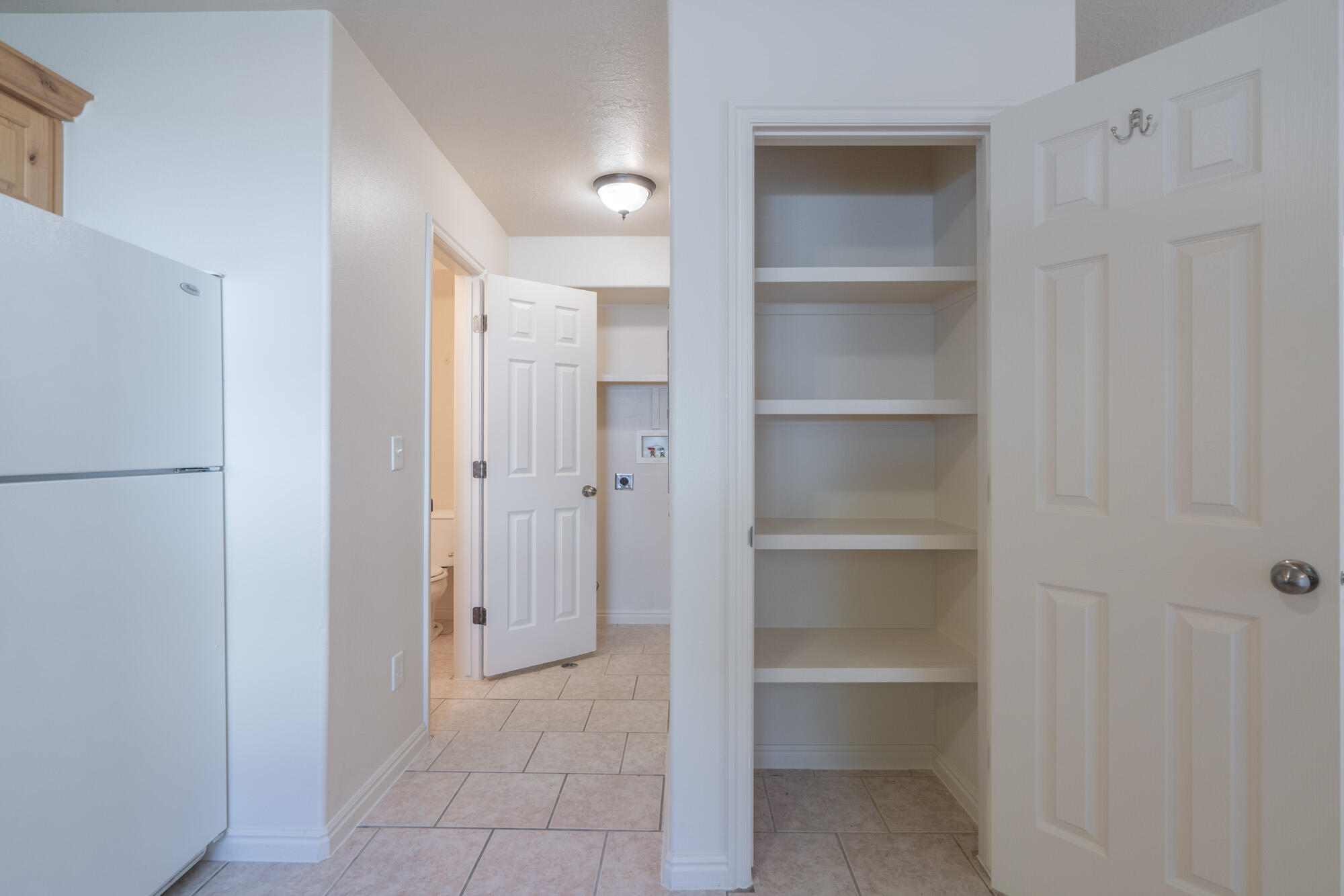 LEXINGTON HILLS TOWNHOMES - Residential