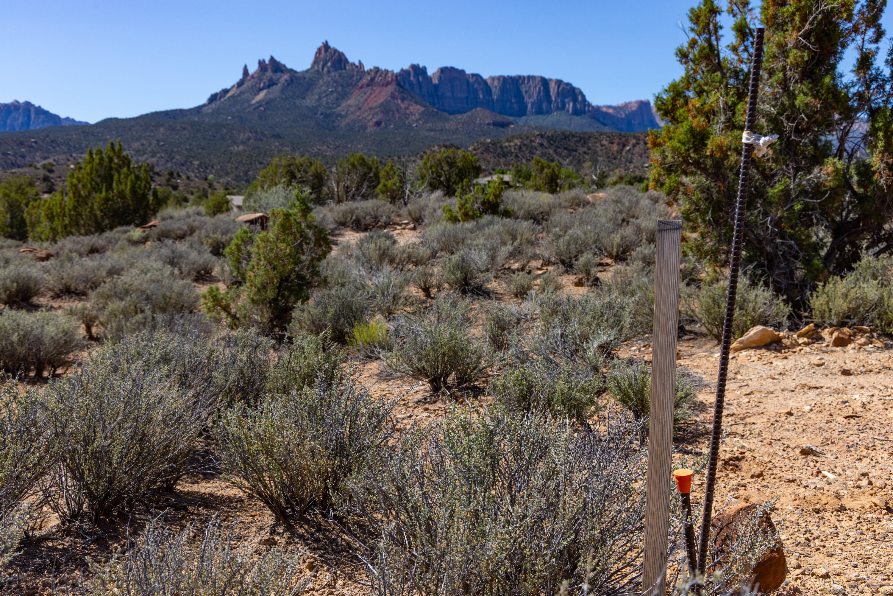ANASAZI PLATEAU - Land