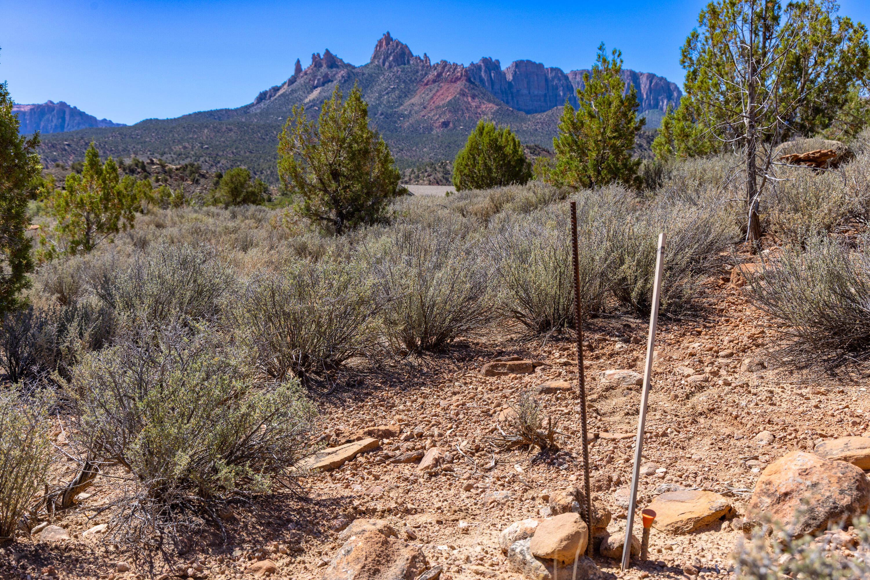 ANASAZI PLATEAU - Land