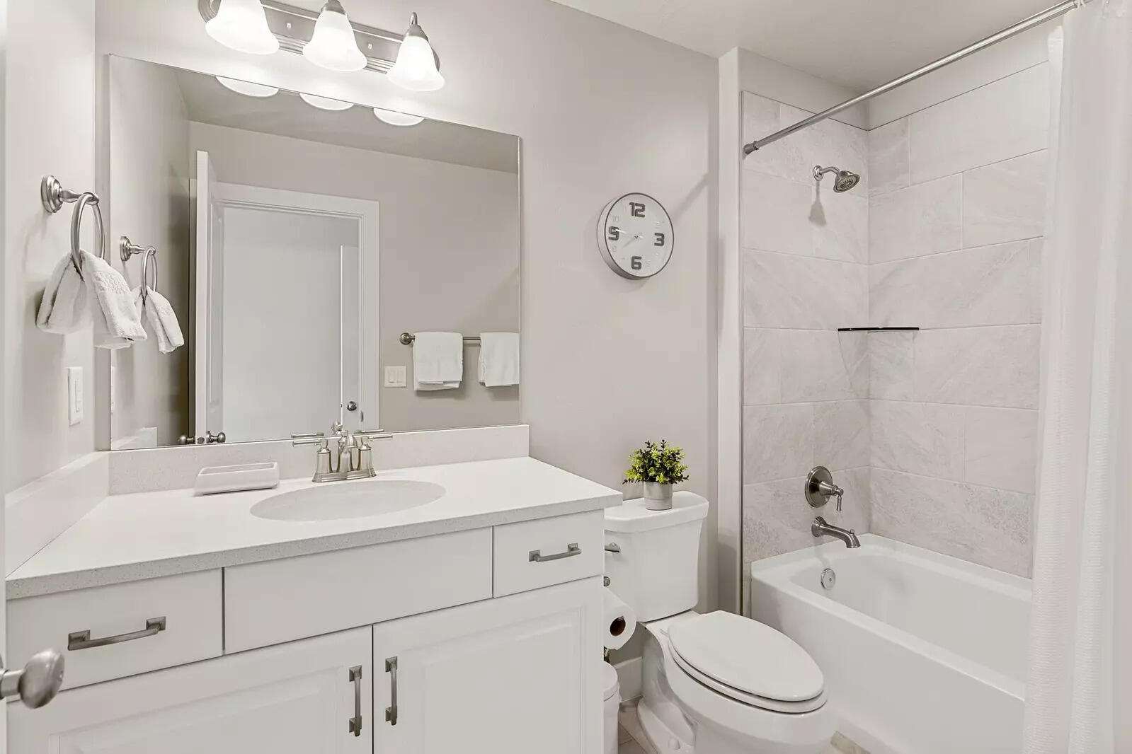 ESCONDIDO AT SIENNA HILLS - Residential