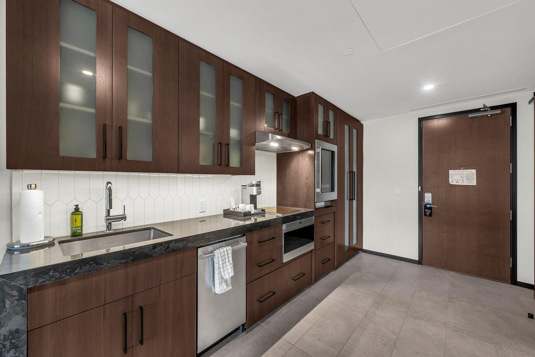 BLACK DESERT RESORT - Residential