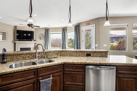 Tiny photo for 840 N MAIN ST, Hurricane, UT 84737 (MLS # 26-268541)