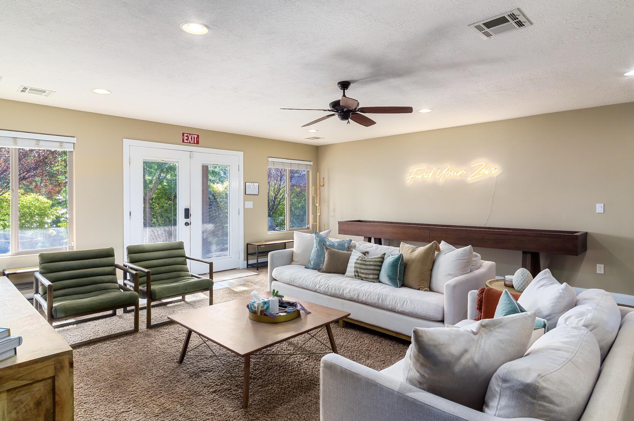 HURRICANE TOWNSITE - Residential