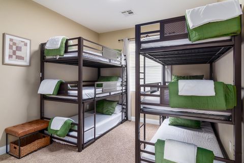 Tiny photo for 840 N MAIN ST, Hurricane, UT 84737 (MLS # 26-268541)