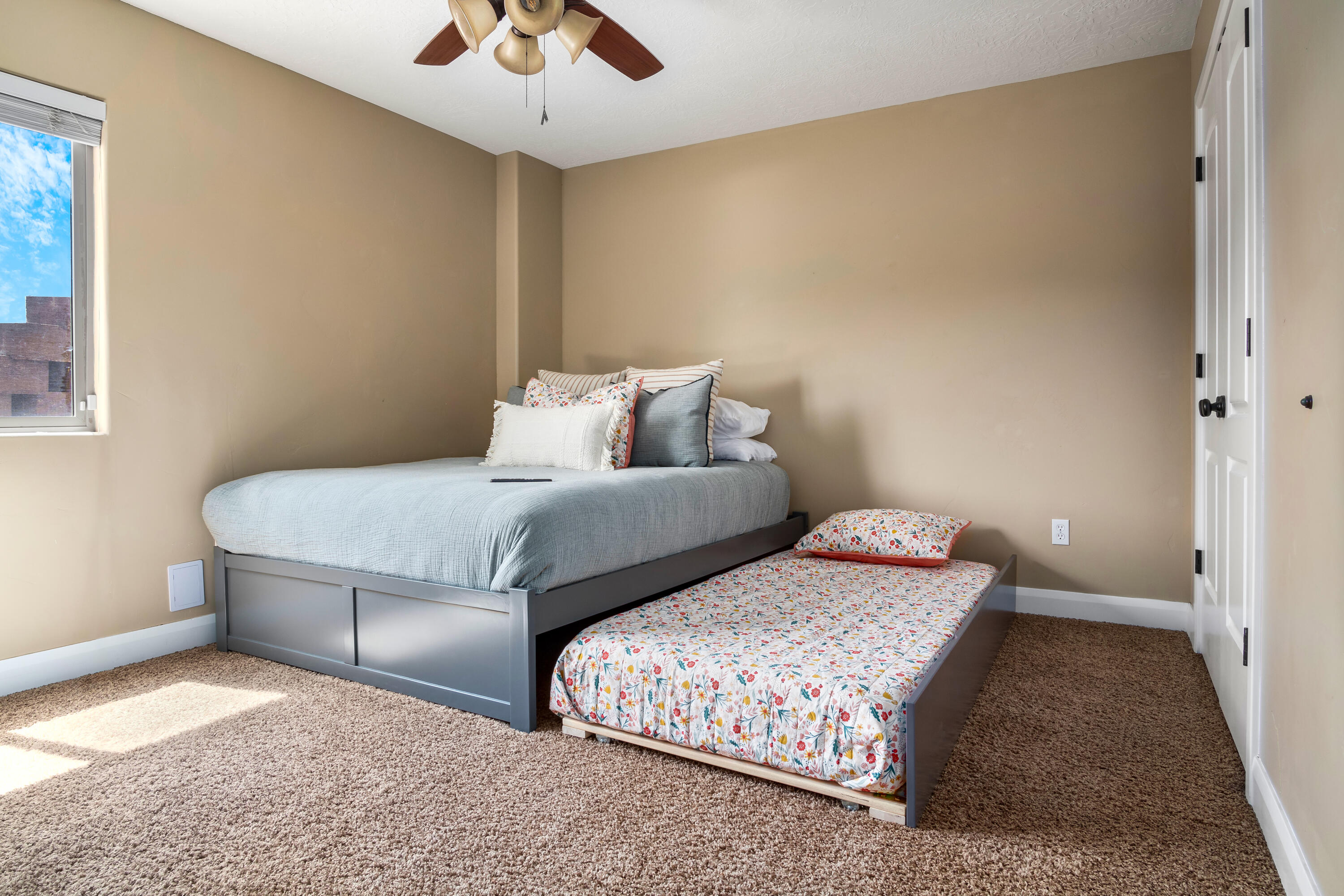 HURRICANE TOWNSITE - Residential