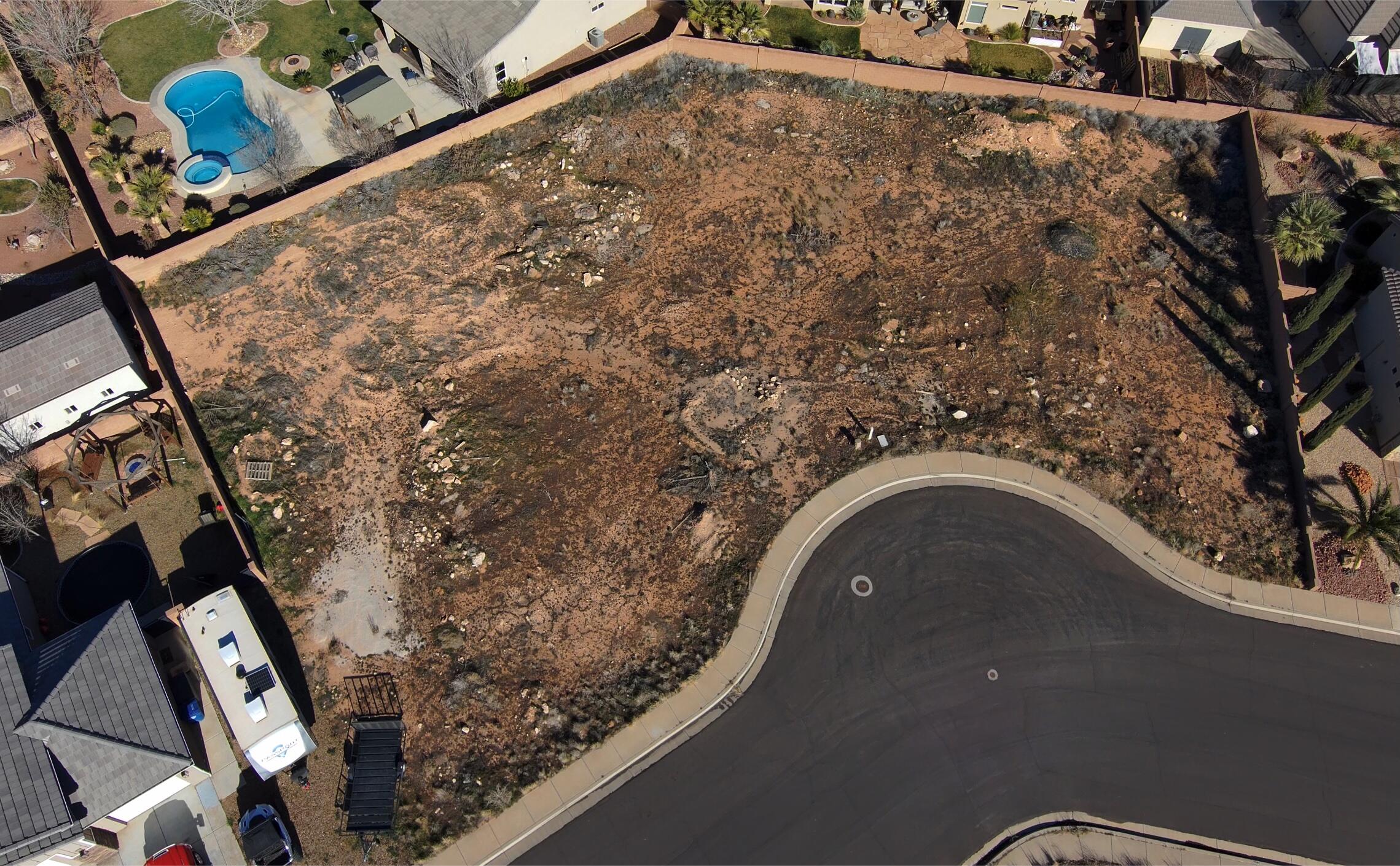 DIXIE SPRINGS - Land