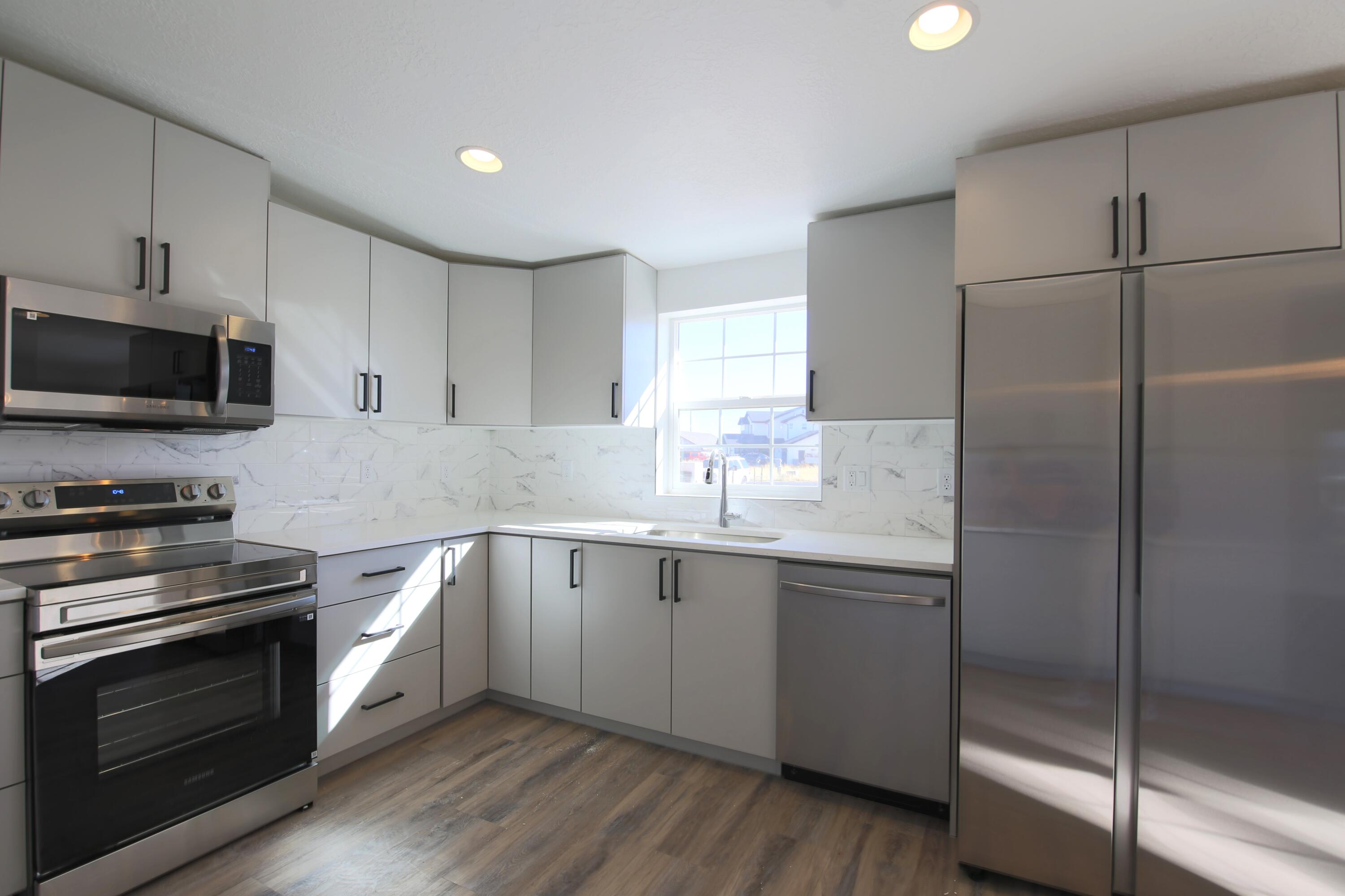 ENTERPRISE VALLEY VIEW ESTATES - Residential