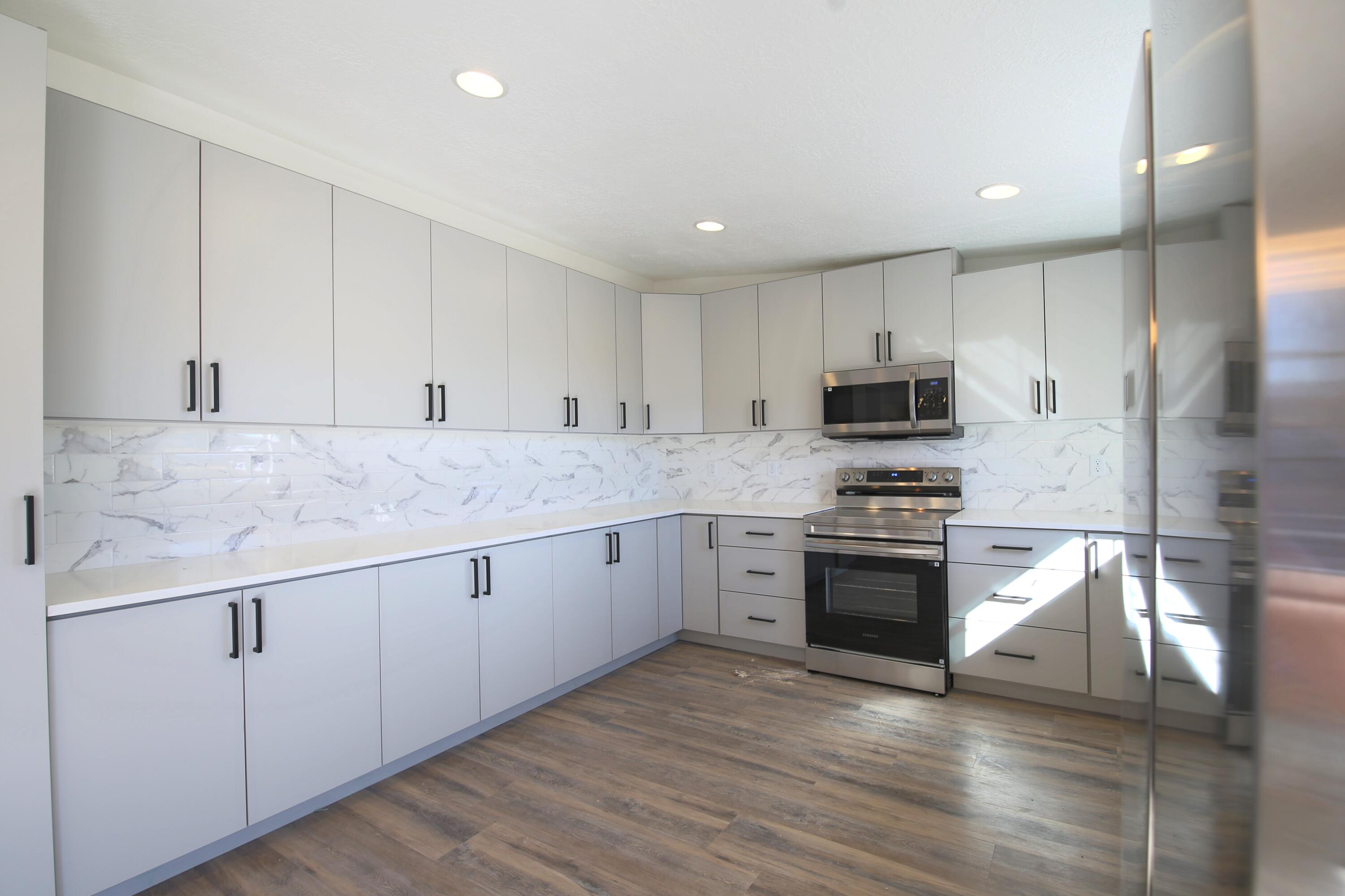 ENTERPRISE VALLEY VIEW ESTATES - Residential