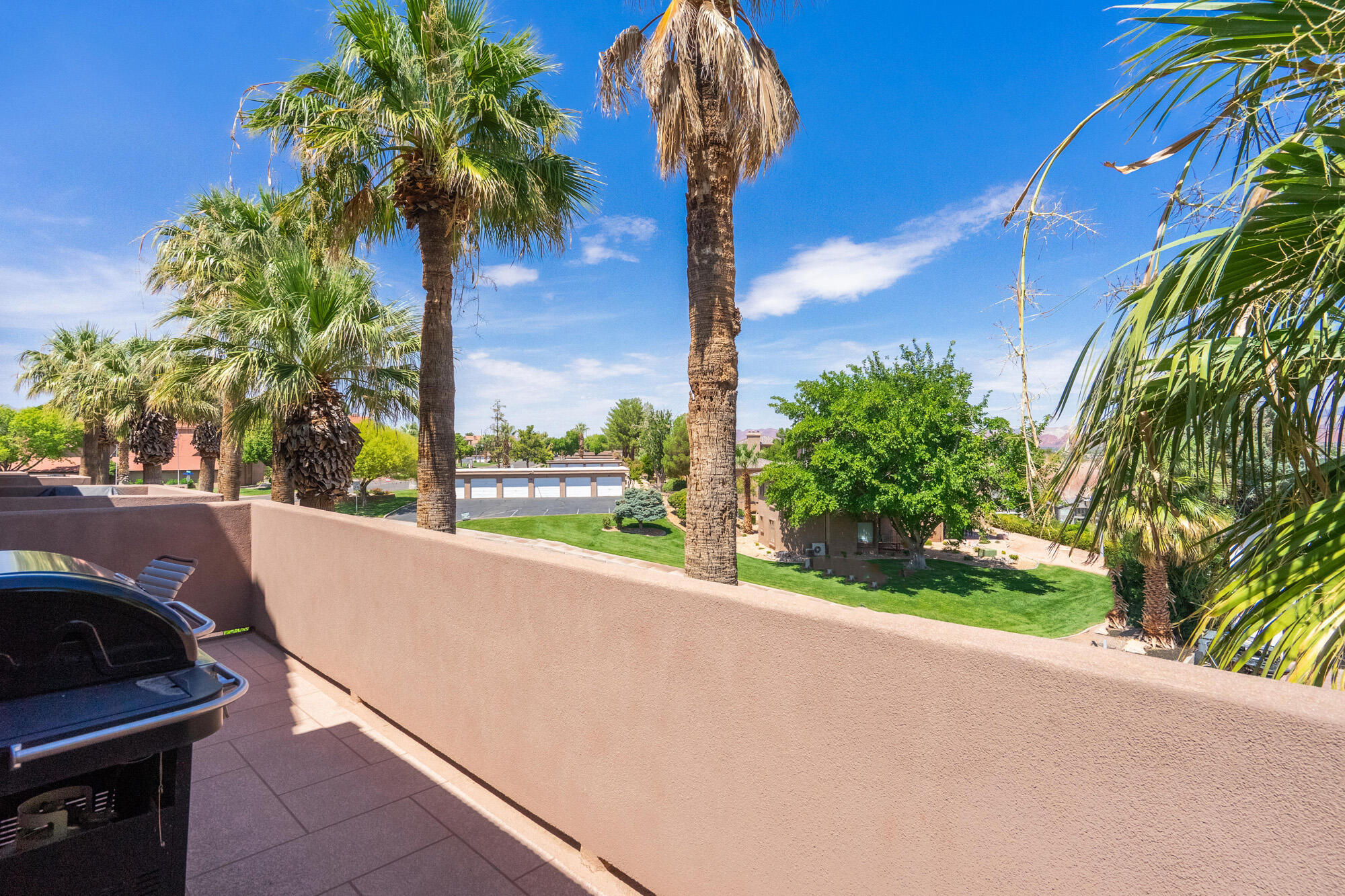 POINT VISTA CONDOS - Residential