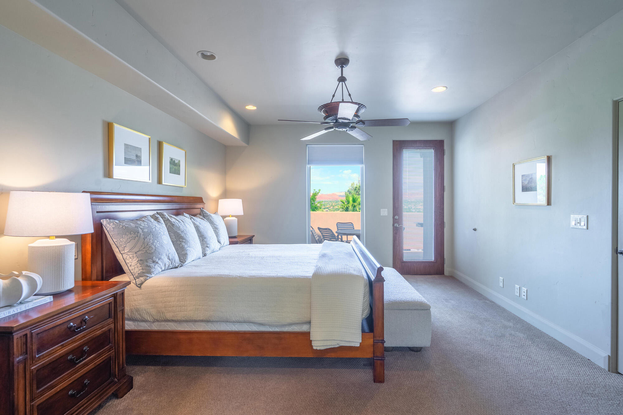 POINT VISTA CONDOS - Residential