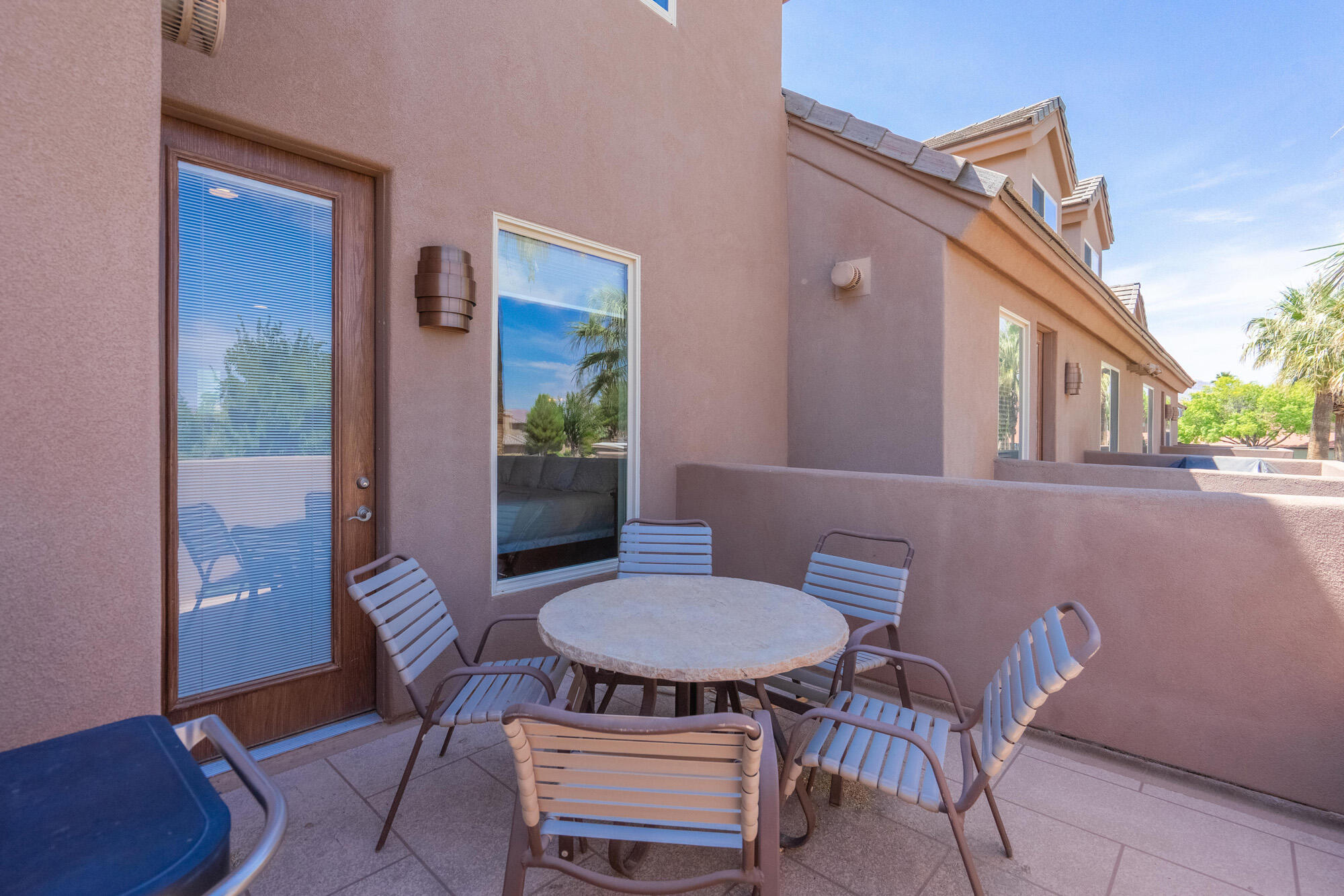 POINT VISTA CONDOS - Residential